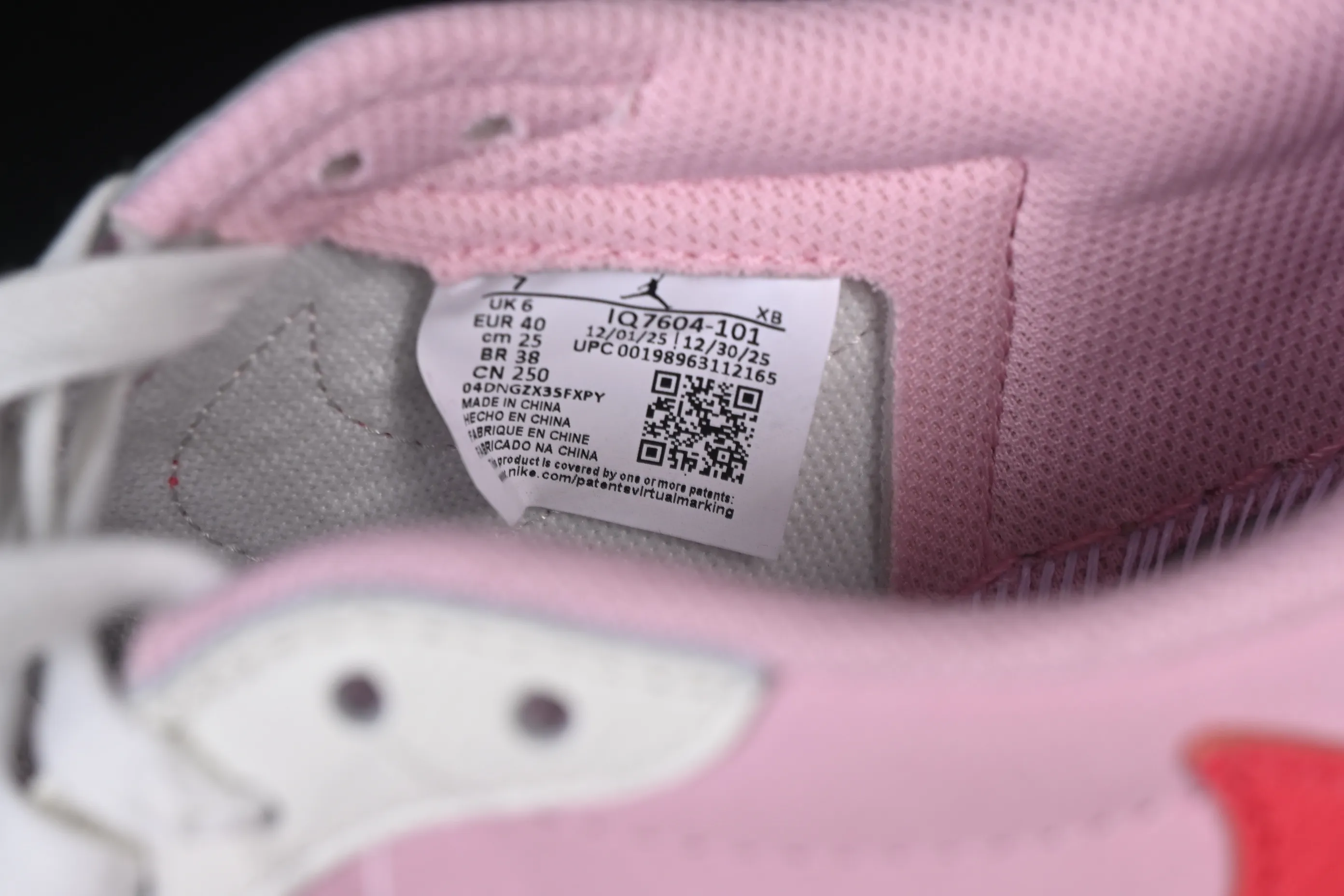 All categories Air Jordan Jordan series basketball shoes Air Jordan 1 Low foreign trade version Travis Scott x Air Jordan 1 Low OG AJ1 Joe 1 joint undercut IQ7604-101